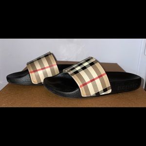 Burberry slides